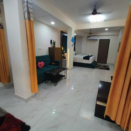 Hotel Small Daddy Plus Calangute Extérieur photo