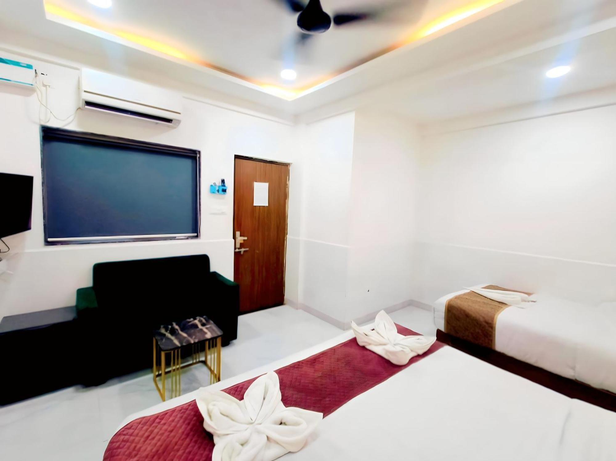 Hotel Small Daddy Plus Calangute Extérieur photo